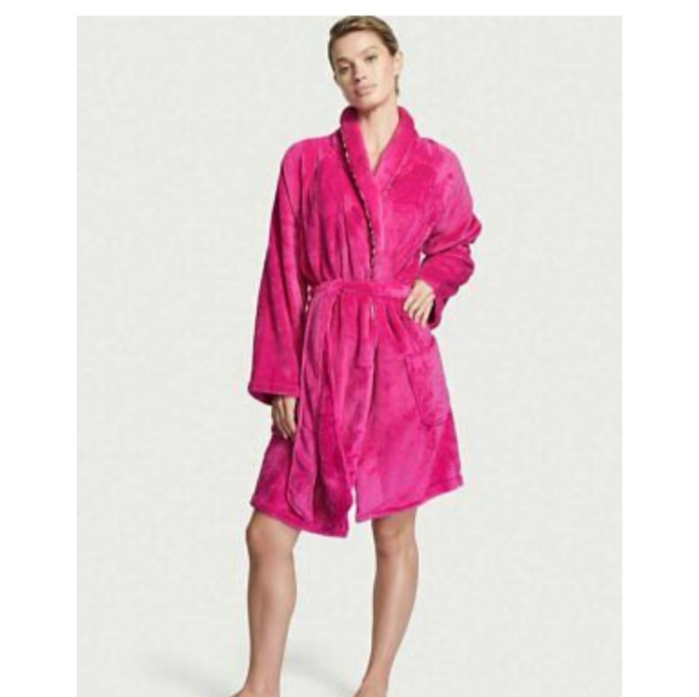 SOLD ON MERCARI!!!2022 victoria secret collection robe!!!